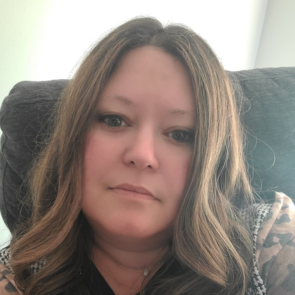 Meet your Posher, Lori